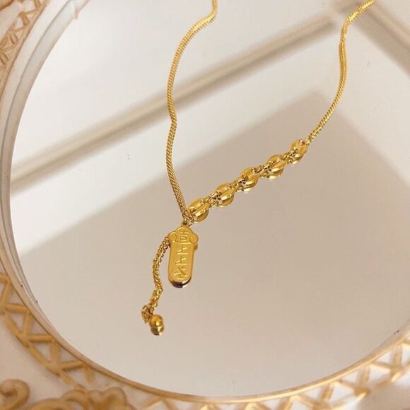 Text Sequins Birthday Pendant necklace - Picture 3 of 5